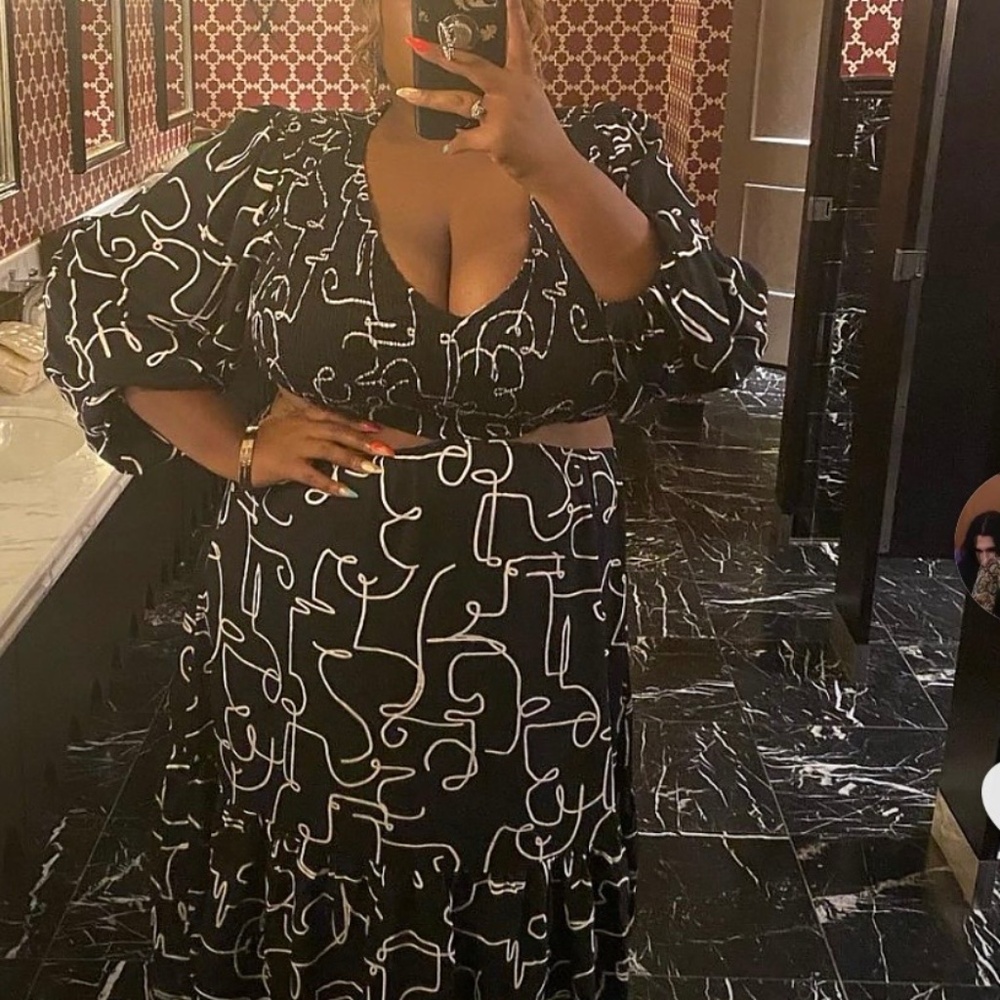 Black abstract dress